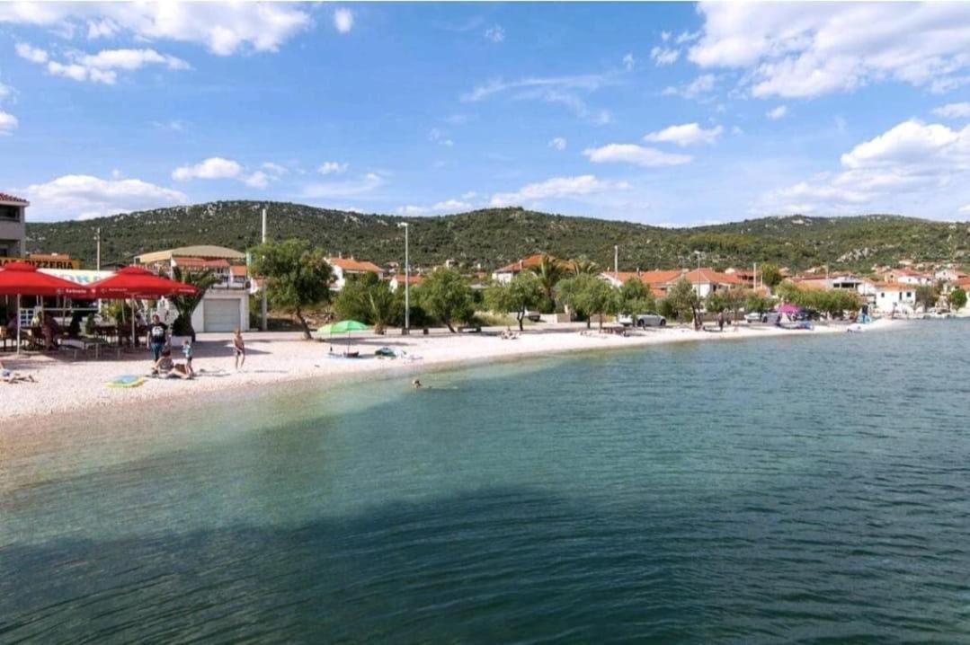 Apartment Del Mar Vinišće Zewnętrze zdjęcie